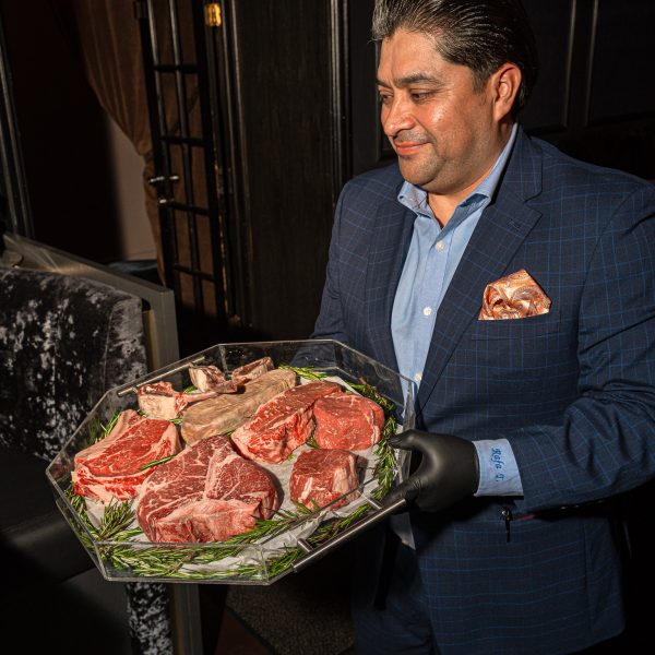 meat presentation at Kinzie Chophouse