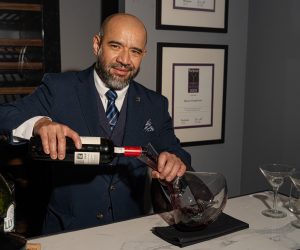 Wine_Eddie_112025_2